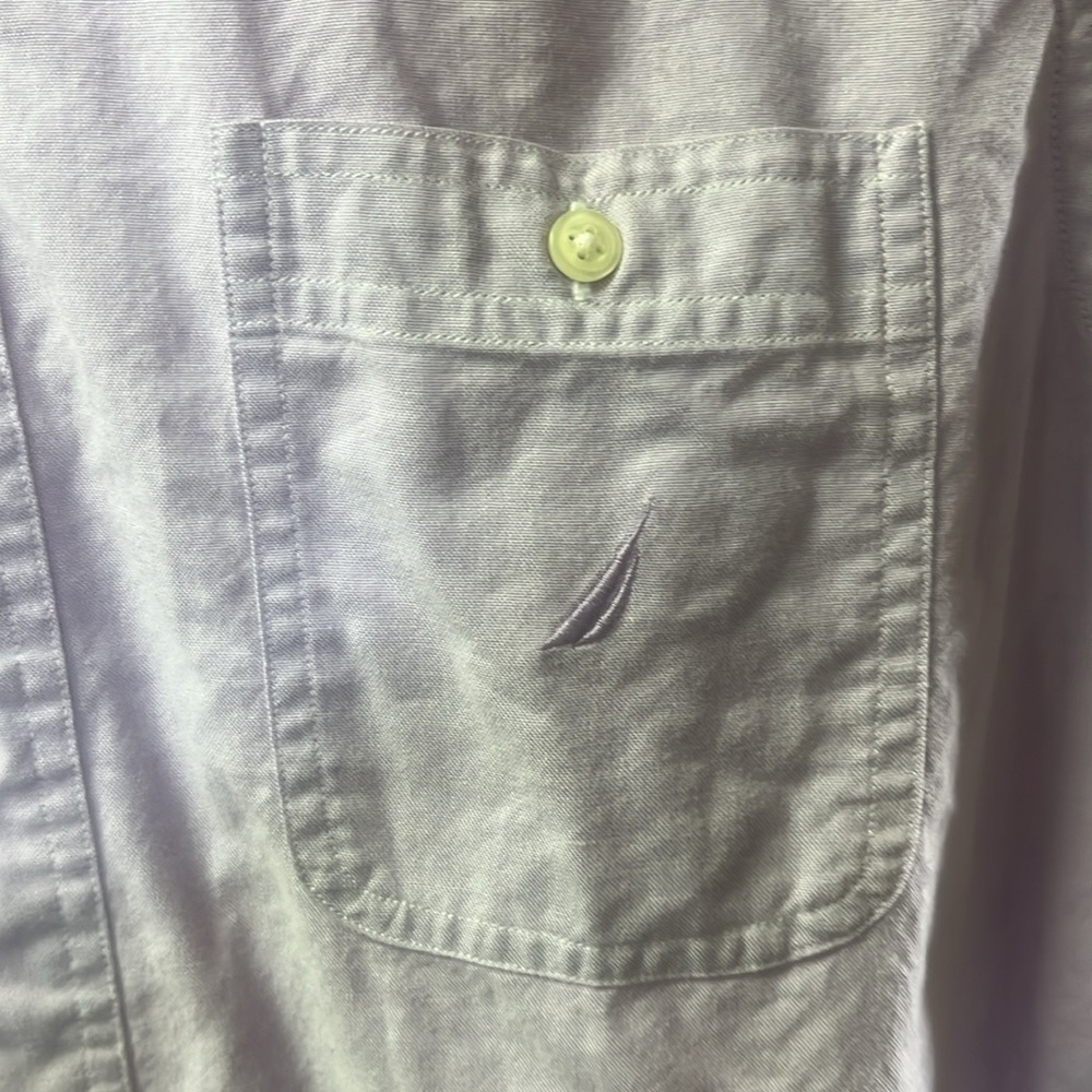 Lavender Button Down Women’s Medium - image 4